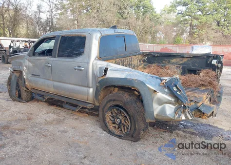 2018 Toyota Tacoma Trd Off Road z USA, uszkodzony, nr VIN 3TMCZ5AN1JM175897